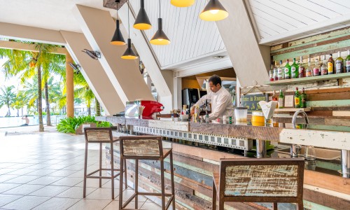 Victoria Beachcomber Resort & Spa